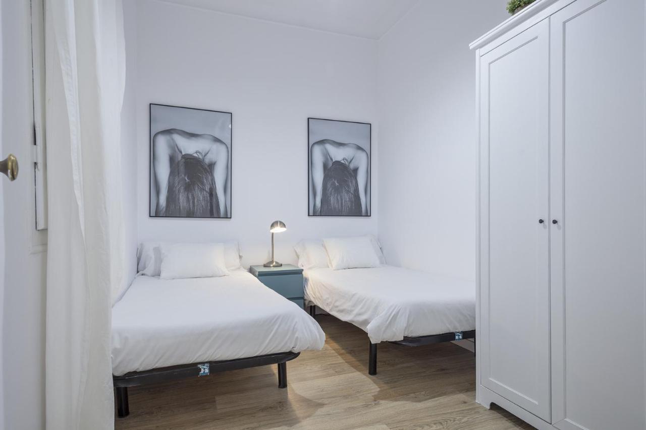 The White Flats Eixample Apartment Barcelona Exterior photo