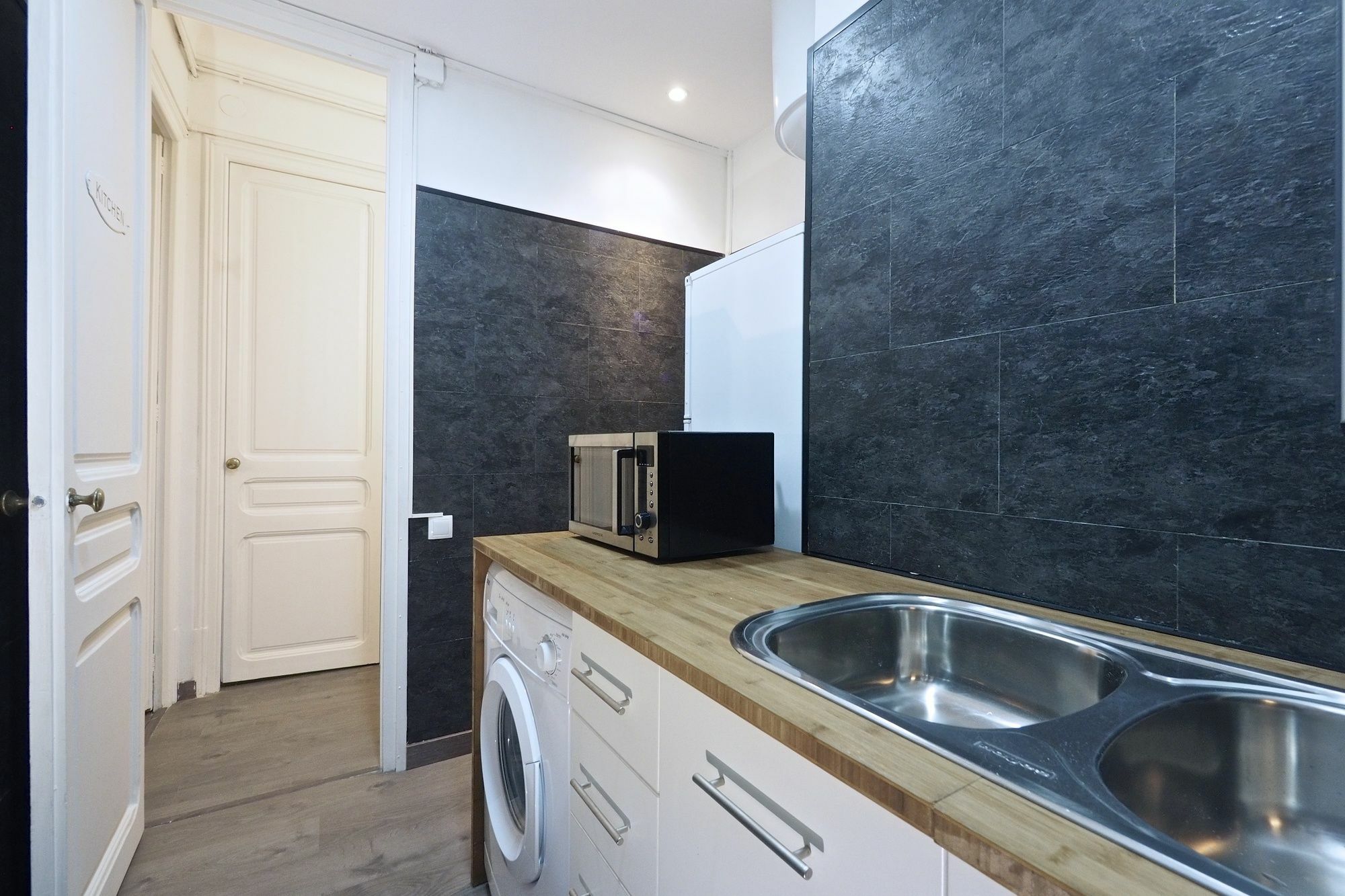 The White Flats Eixample Apartment Barcelona Exterior photo